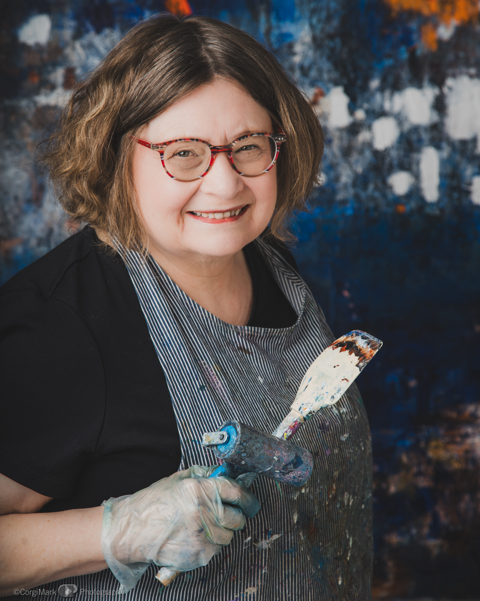 Selfie -  the artist Jennifer Simpson, Photo by CorgiMark Photography 